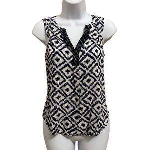 Skies Are‎ Blue top